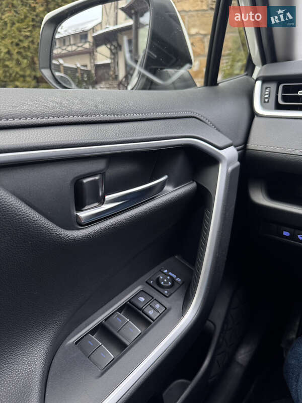 Внедорожник / Кроссовер Toyota RAV4 2022 в Виннице фото 17 Внедорожник / Кроссовер Toyota RAV4 2022 в Виннице