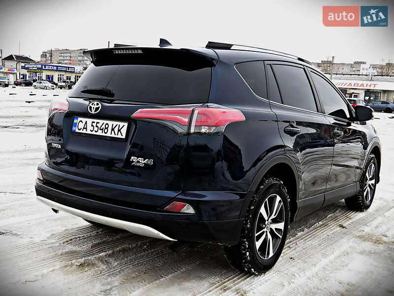 Внедорожник / Кроссовер Toyota RAV4 2017 в Черкассах фото 3 Внедорожник / Кроссовер Toyota RAV4 2017 в Черкассах