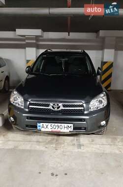 Позашляховик / Кросовер Toyota RAV4 2008 в Львові