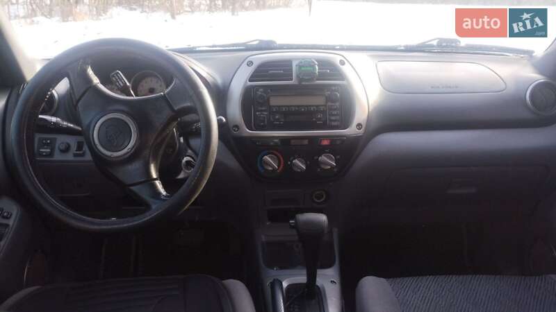 Внедорожник / Кроссовер Toyota RAV4 2000 в Полтаве фото 2 Внедорожник / Кроссовер Toyota RAV4 2000 в Полтаве