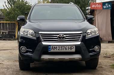 Позашляховик / Кросовер Toyota RAV4 2010 в Житомирі