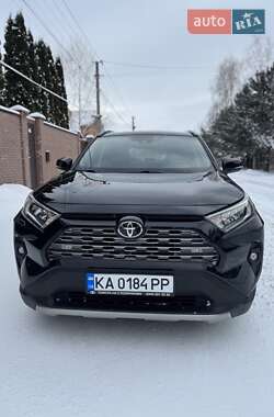Внедорожник / Кроссовер Toyota RAV4 2023 в Киеве