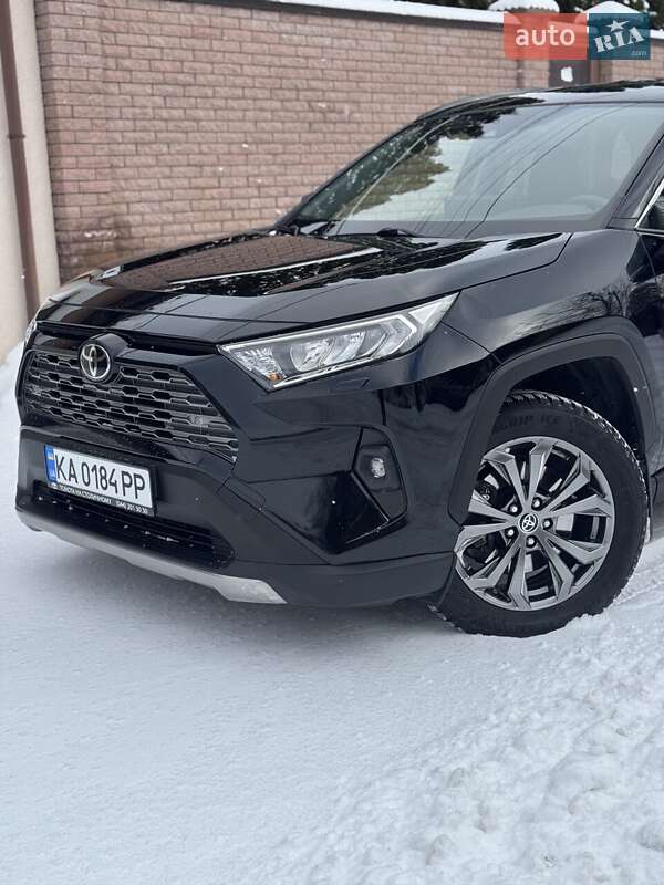 Внедорожник / Кроссовер Toyota RAV4 2023 в Киеве фото 7 Внедорожник / Кроссовер Toyota RAV4 2023 в Киеве