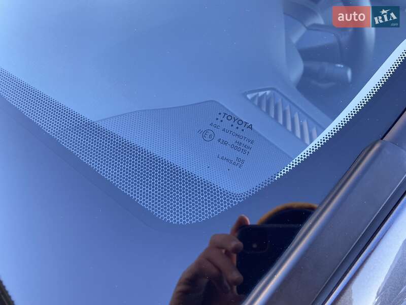 Внедорожник / Кроссовер Toyota RAV4 2023 в Киеве фото 11 Внедорожник / Кроссовер Toyota RAV4 2023 в Киеве