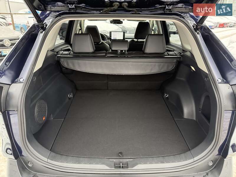 Внедорожник / Кроссовер Toyota RAV4 2023 в Киеве