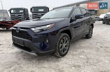 Внедорожник / Кроссовер Toyota RAV4 2023 в Киеве