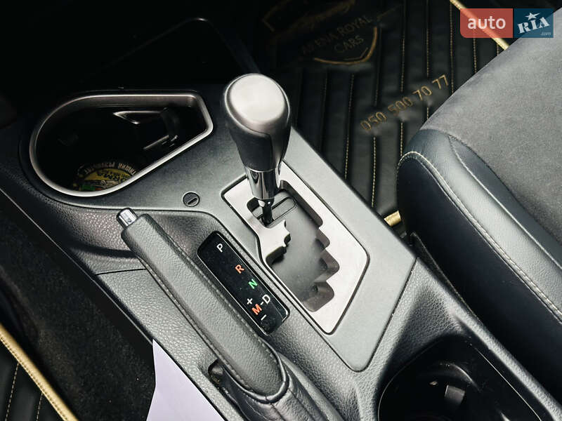 Внедорожник / Кроссовер Toyota RAV4 2017 в Харькове фото 35 Внедорожник / Кроссовер Toyota RAV4 2017 в Харькове