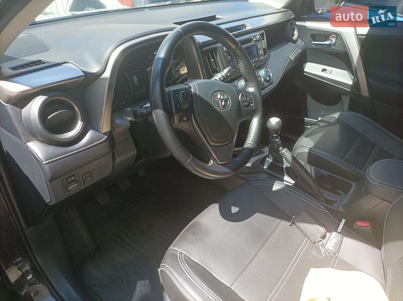 Внедорожник / Кроссовер Toyota RAV4 2018 в Киеве фото 3 Внедорожник / Кроссовер Toyota RAV4 2018 в Киеве