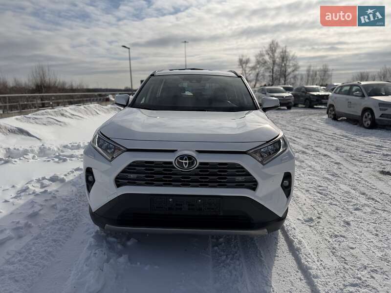 Внедорожник / Кроссовер Toyota RAV4 2022 в Киеве фото 3 Внедорожник / Кроссовер Toyota RAV4 2022 в Киеве