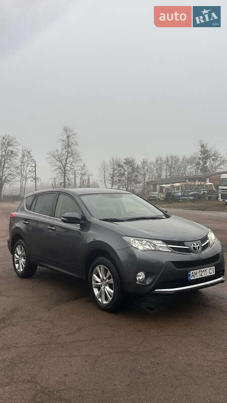 Toyota RAV4 2013