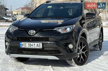 Позашляховик / Кросовер Toyota RAV4 2016 в Дніпрі