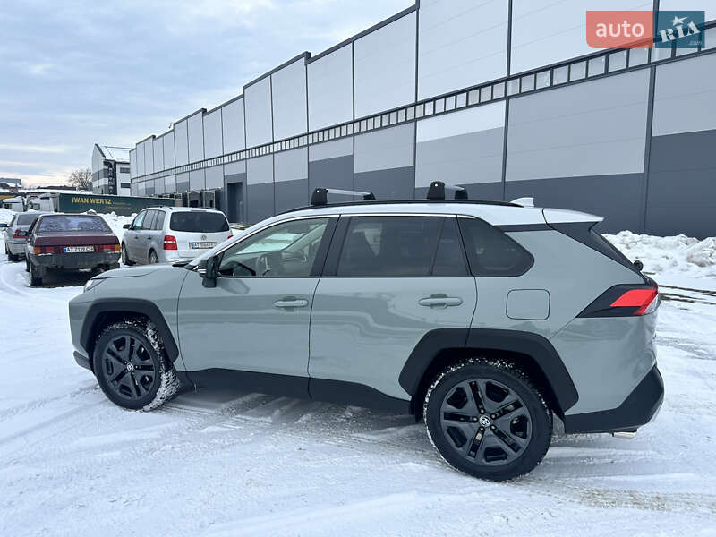 Позашляховик / Кросовер Toyota RAV4 2022 в Івано-Франківську