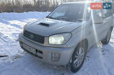 Внедорожник / Кроссовер Toyota RAV4 2003 в Киеве