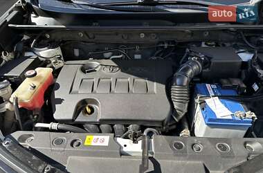 Внедорожник / Кроссовер Toyota RAV4 2017 в Киеве