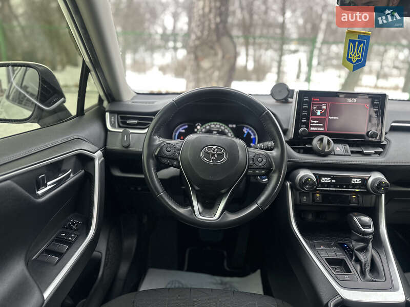 Внедорожник / Кроссовер Toyota RAV4 2020 в Харькове