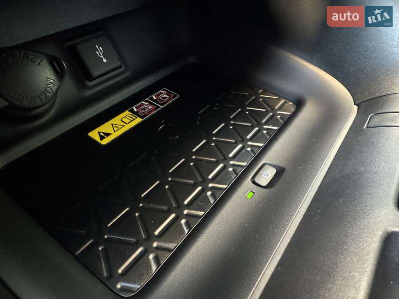 Внедорожник / Кроссовер Toyota RAV4 2022 в Киеве фото 41 Внедорожник / Кроссовер Toyota RAV4 2022 в Киеве