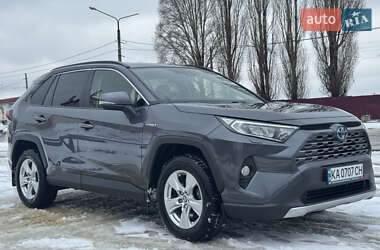 Позашляховик / Кросовер Toyota RAV4 2020 в Харкові