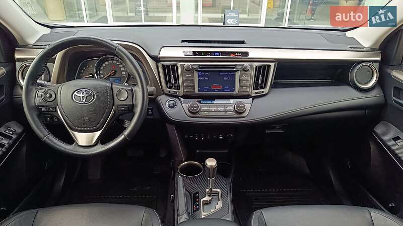Внедорожник / Кроссовер Toyota RAV4 2013 в Киеве