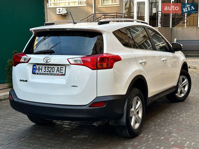 Позашляховик / Кросовер Toyota RAV4 2013 в Одесі