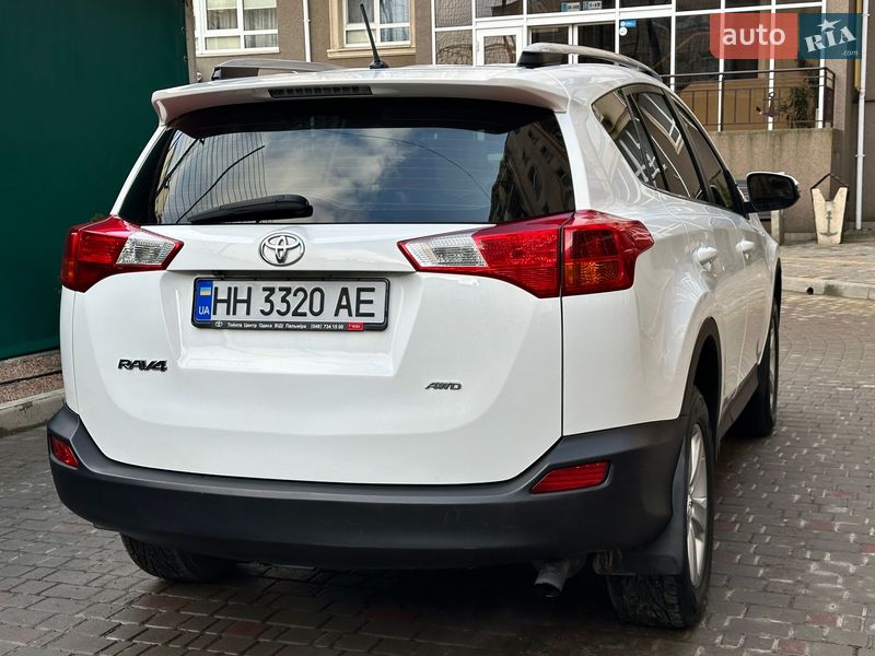 Позашляховик / Кросовер Toyota RAV4 2013 в Одесі