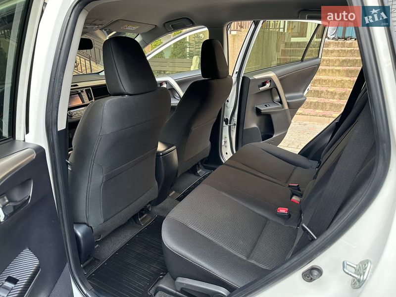 Позашляховик / Кросовер Toyota RAV4 2013 в Одесі