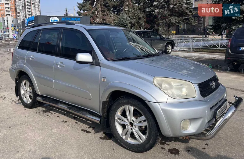 Toyota RAV4 2004