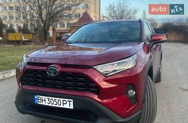 Позашляховик / Кросовер Toyota RAV4 2020 в Одесі