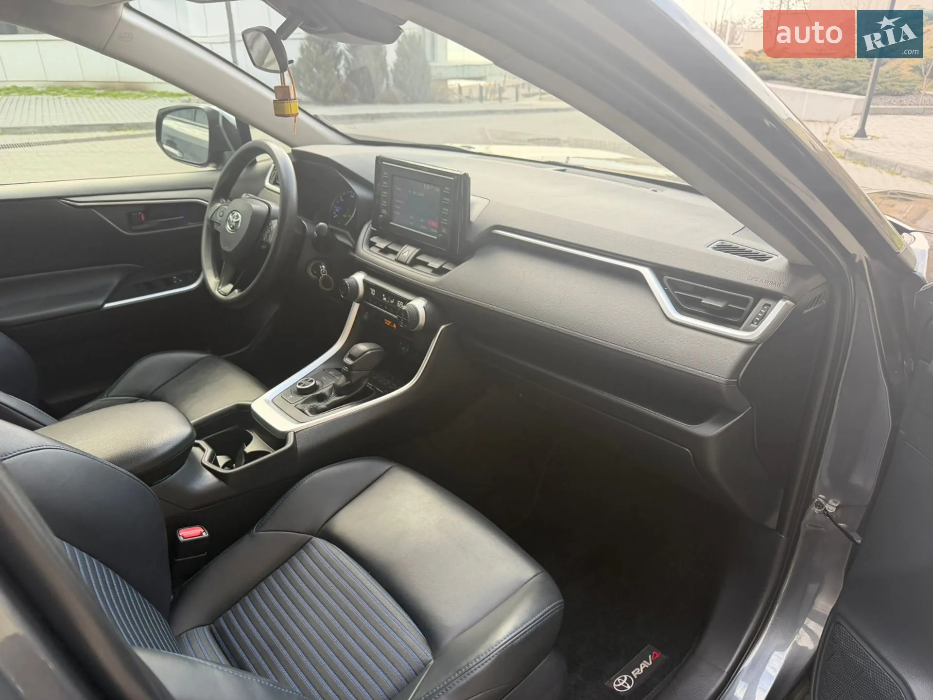2019 Toyota RAV 4 - мініатюра 31