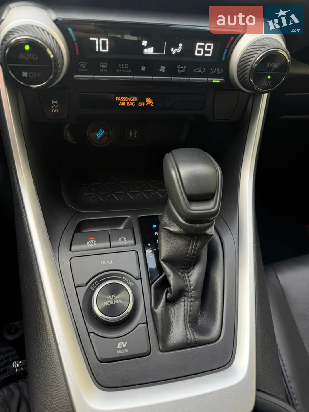 2019 Toyota RAV 4 - мініатюра 34
