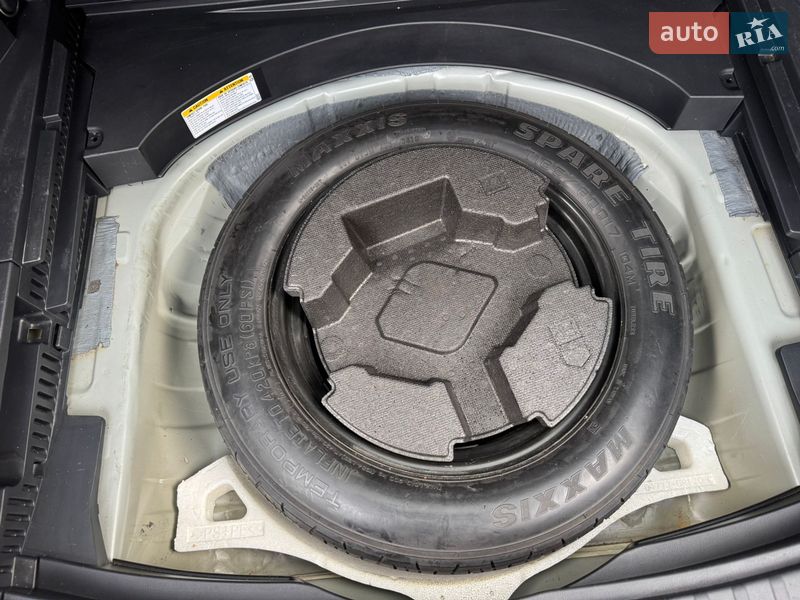 Внедорожник / Кроссовер Toyota RAV4 2020 в Львове