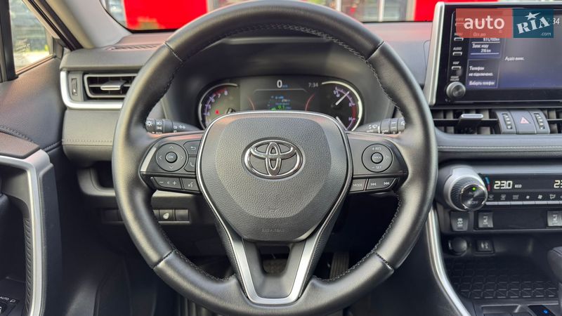 Внедорожник / Кроссовер Toyota RAV4 2019 в Ивано-Франковске