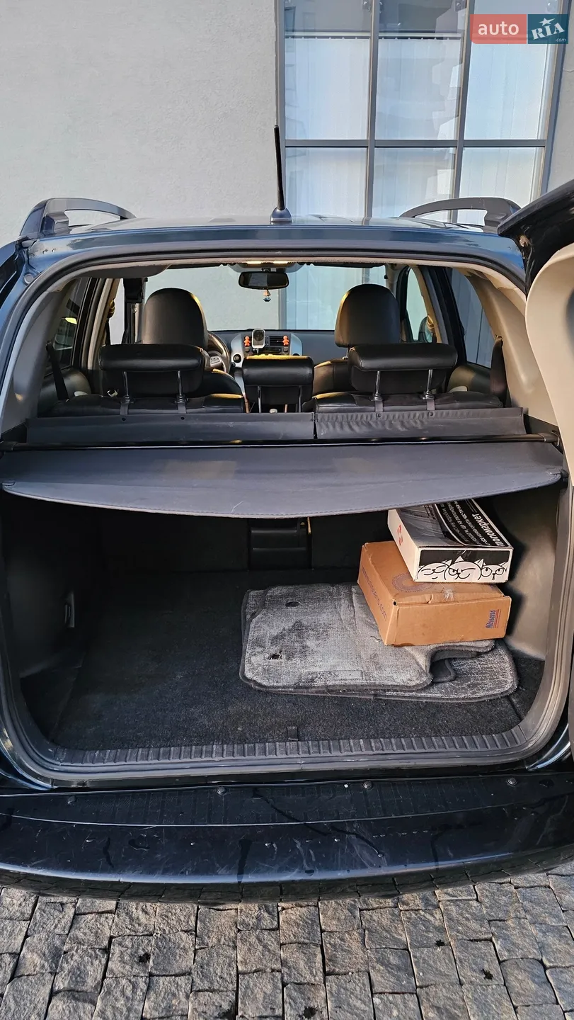 2010 Toyota RAV 4 - мініатюра 14
