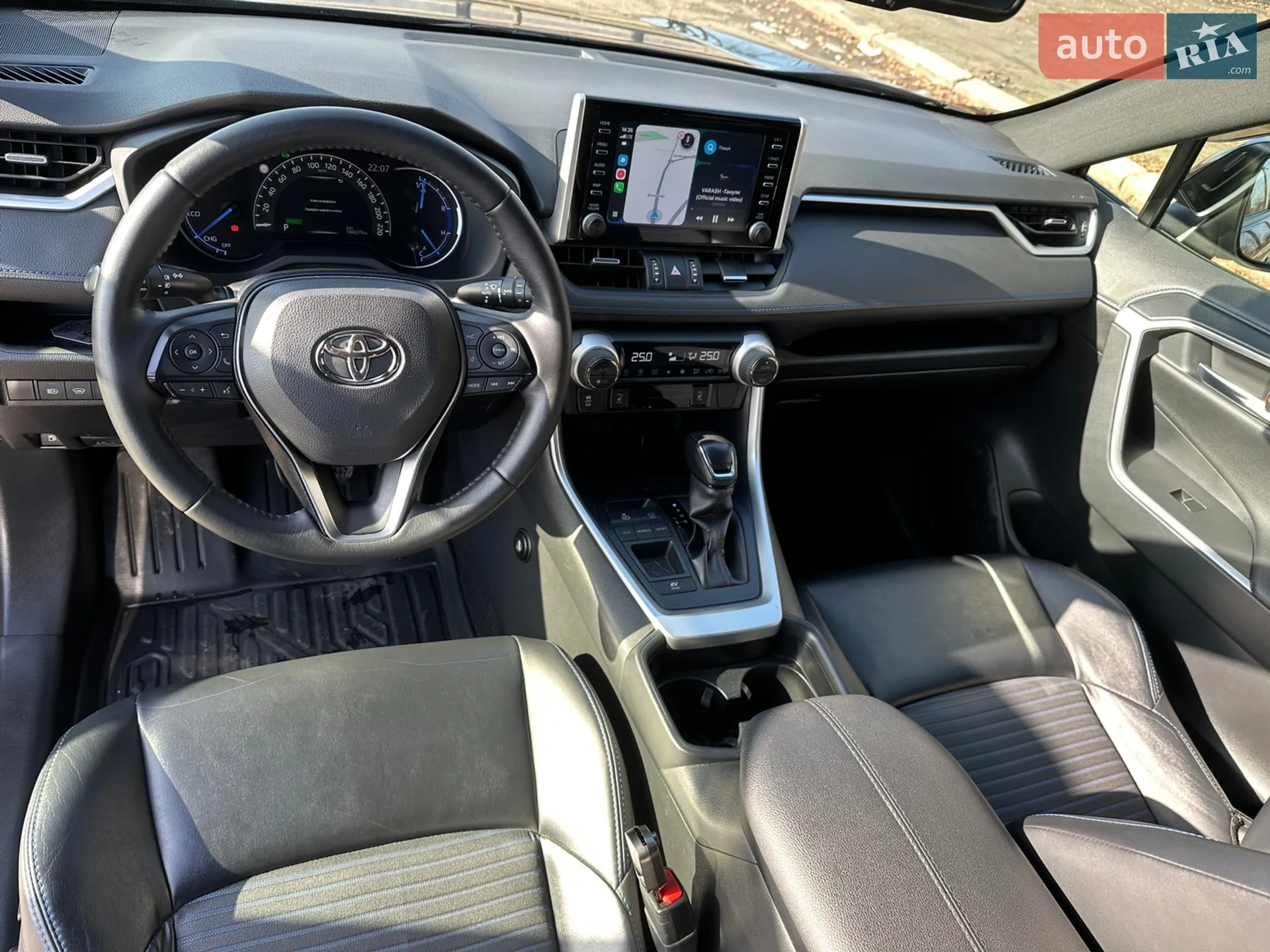 2019 Toyota RAV 4 - мініатюра 10