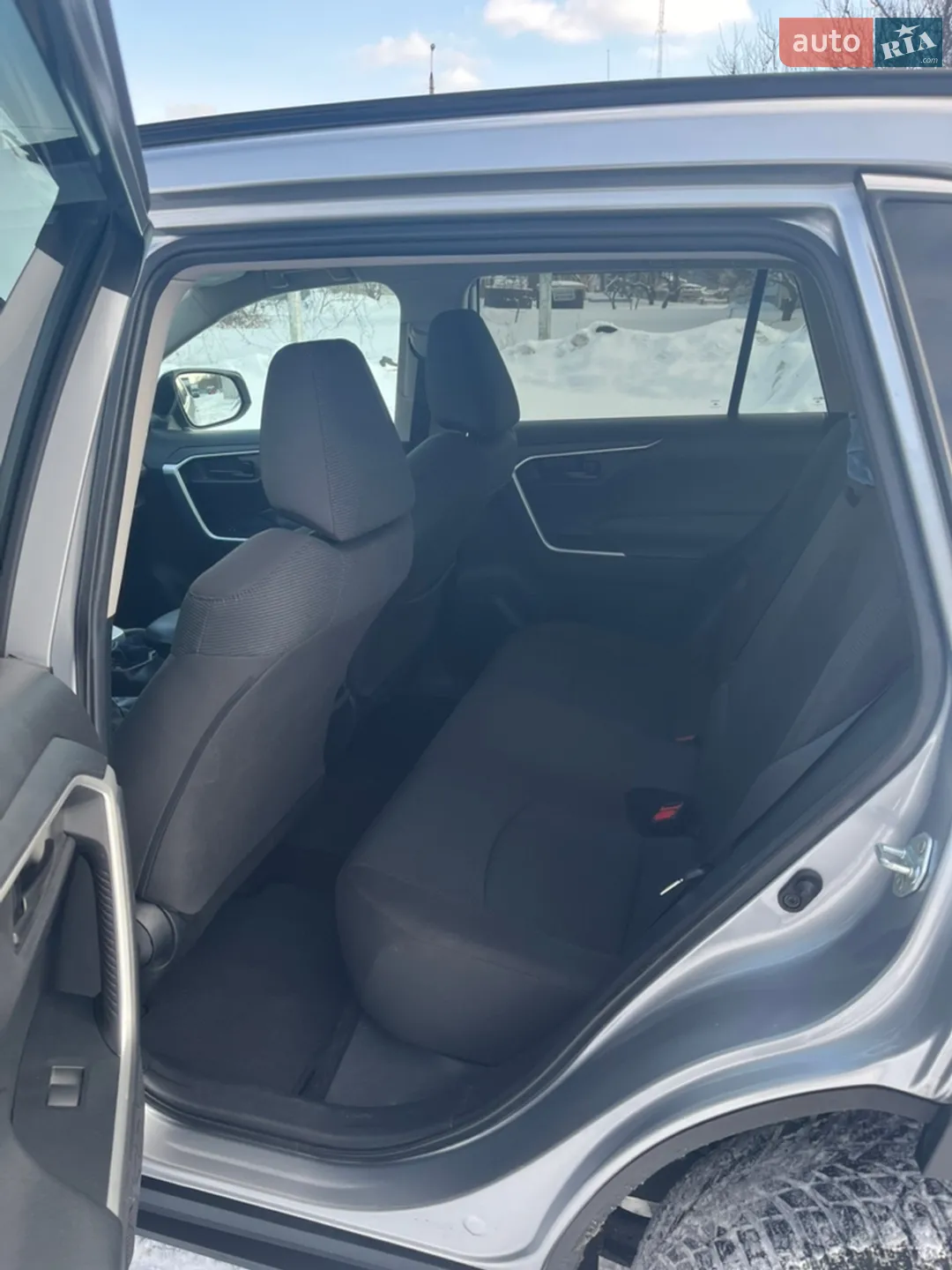 2021 Toyota RAV 4 - мініатюра 12