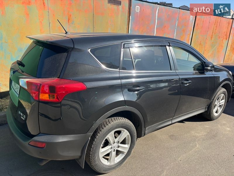 Внедорожник / Кроссовер Toyota RAV4 2013 в Борисполе