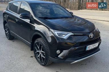 Внедорожник / Кроссовер Toyota RAV4 2016 в Виннице