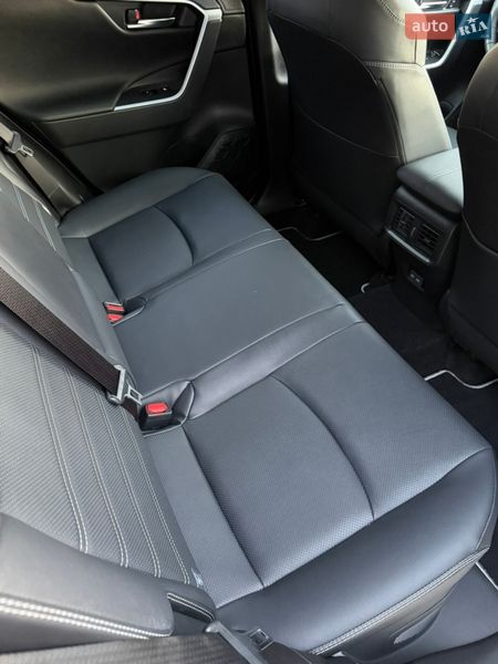 Внедорожник / Кроссовер Toyota RAV4 2023 в Киеве фото 29 Внедорожник / Кроссовер Toyota RAV4 2023 в Киеве