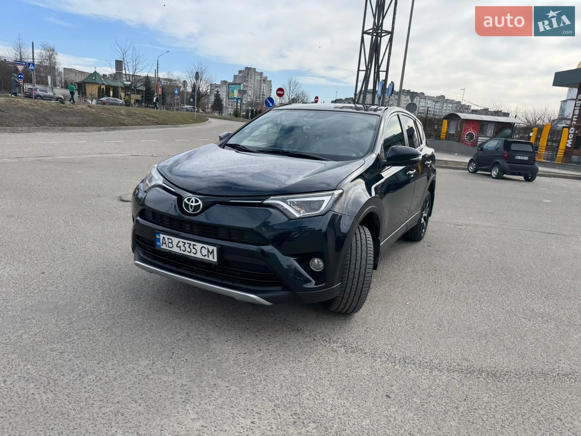 2017 Toyota RAV 4 - фото 1