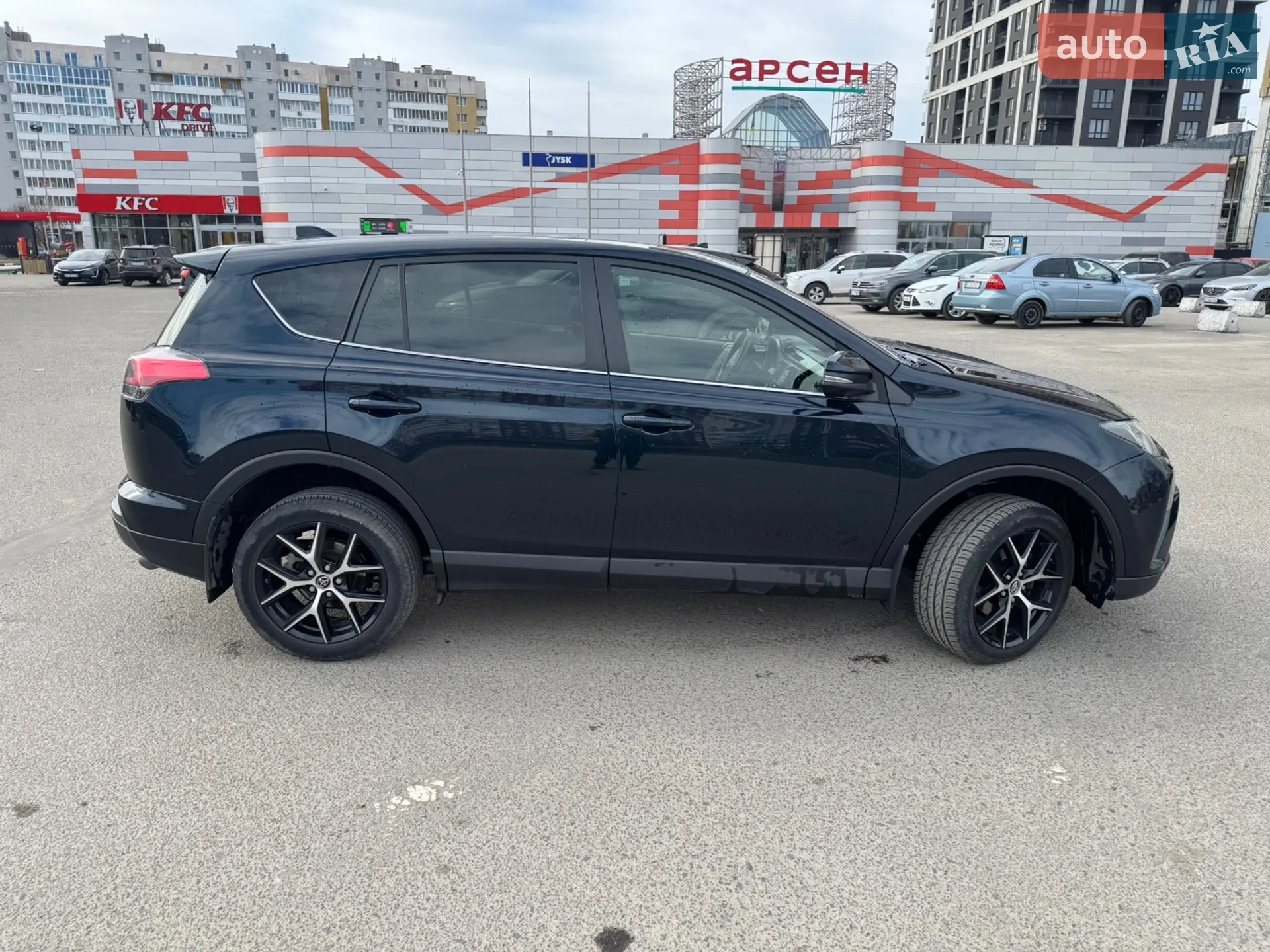 2017 Toyota RAV 4 - мініатюра 6