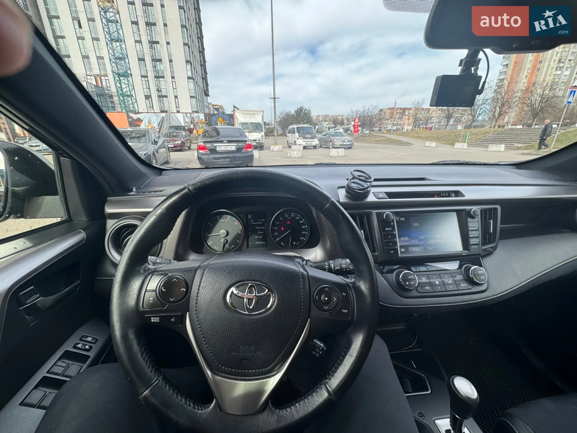 2017 Toyota RAV 4 - мініатюра 14