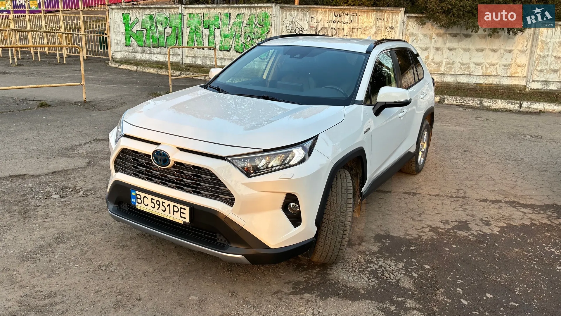 2020 Toyota RAV 4 - мініатюра 2