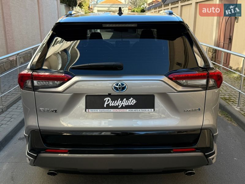 Внедорожник / Кроссовер Toyota RAV4 2021 в Одессе