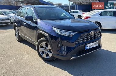 Внедорожник / Кроссовер Toyota RAV4 2023 в Киеве