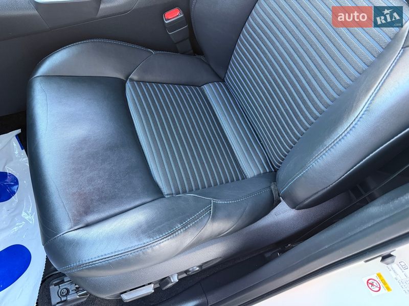 Внедорожник / Кроссовер Toyota RAV4 2018 в Одессе