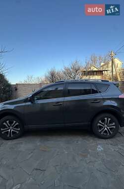 Позашляховик / Кросовер Toyota RAV4 2017 в Миколаєві