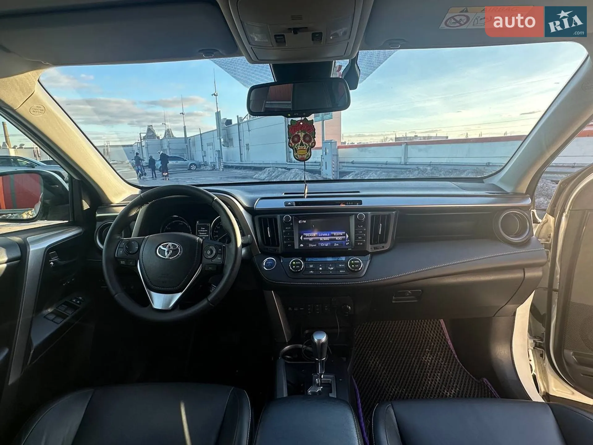 2017 Toyota RAV 4 - мініатюра 6