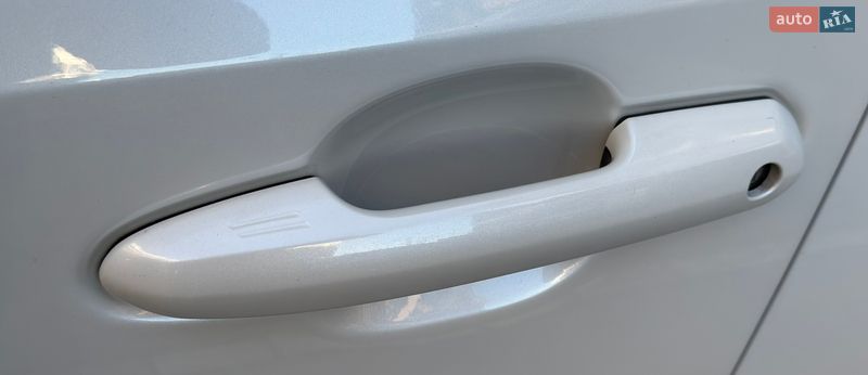 Внедорожник / Кроссовер Toyota RAV4 2020 в Киеве