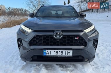 Внедорожник / Кроссовер Toyota RAV4 2023 в Белой Церкви