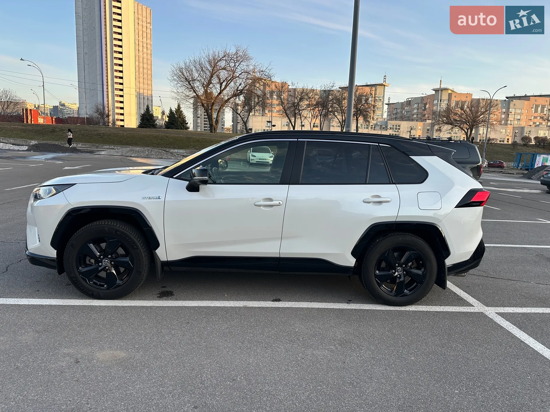 2018 Toyota RAV 4 - мініатюра 3