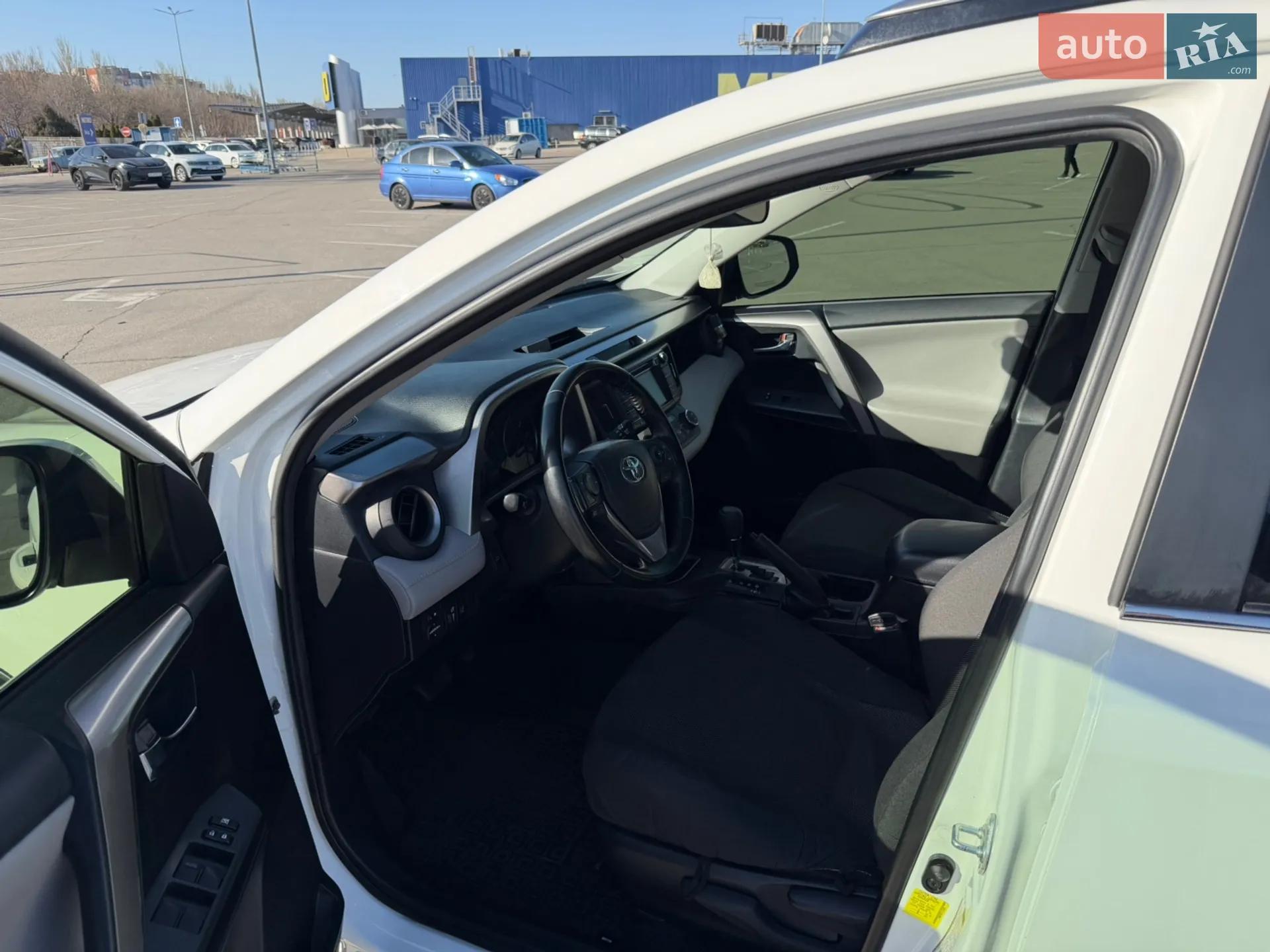 2018 Toyota RAV 4 - мініатюра 12